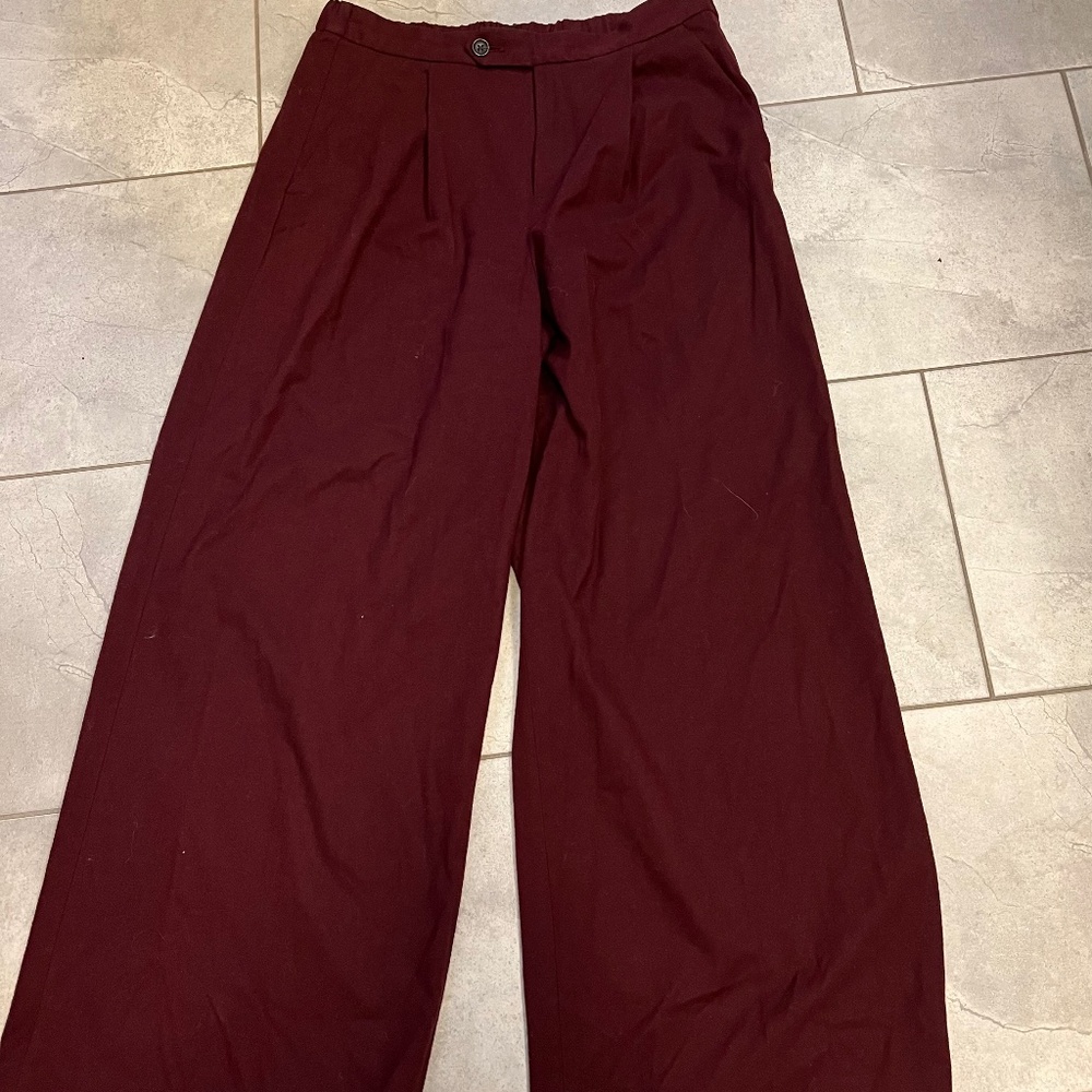 Banana Republic wide leg pant Burgandy